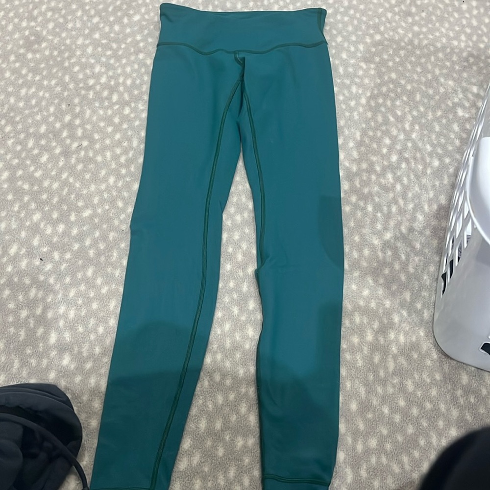 Turquoise lululemon leggings